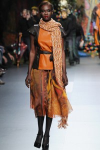 francis_montesinos___pasarela_206960957_320x480