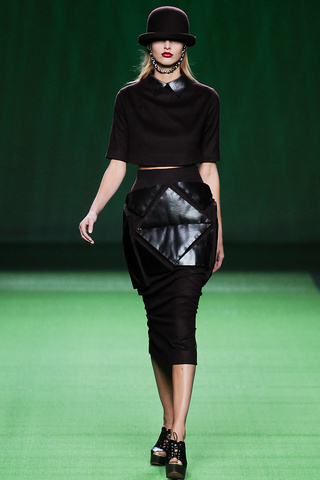 martin_lamothe___pasarela_681088583_320x480