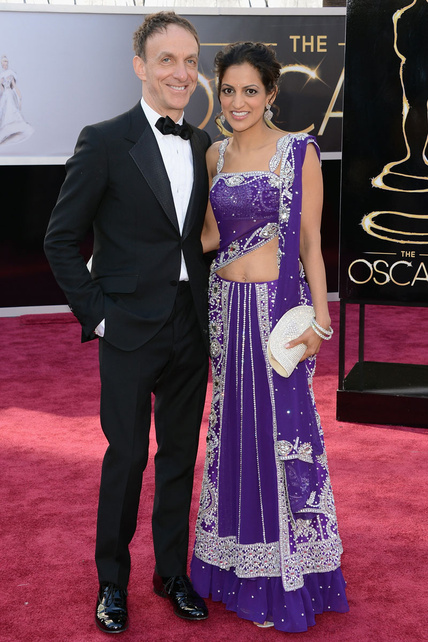 Qué ven mis ojos. Si la peli de La vida de Pi (¿Oscar al mejor director? Vale que queramos joder a Spielberg pero...) me horrorizó bastante, más lo hace el vestido de Michelle Dana.