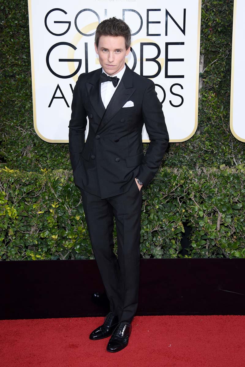 BEVERLY HILLS, CA - JANUARY 08: Eddie Redmayne attends the 74th Annual Golden Globe Awards at The Beverly Hilton Hotel on January 8, 2017 in Beverly Hills, California. (Photo by Venturelli/WireImage)